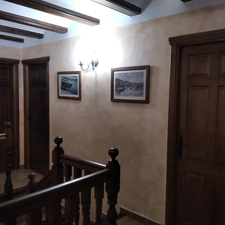 Casa La Cisterna Pina de Montalgrao