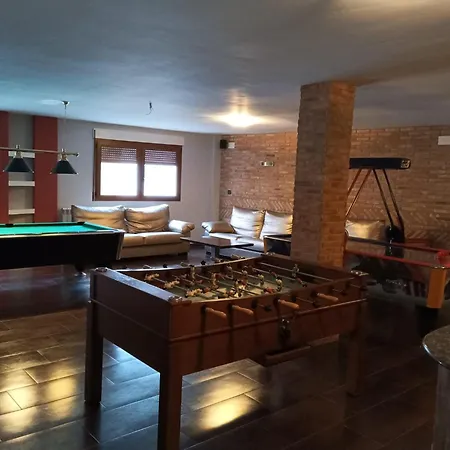 Casa La Cisterna * Pina de Montalgrao