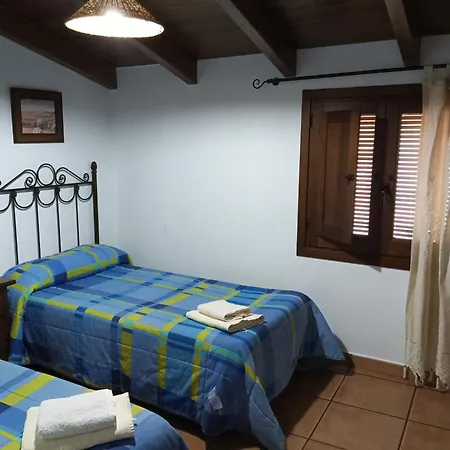 Casa La Cisterna * Pina de Montalgrao